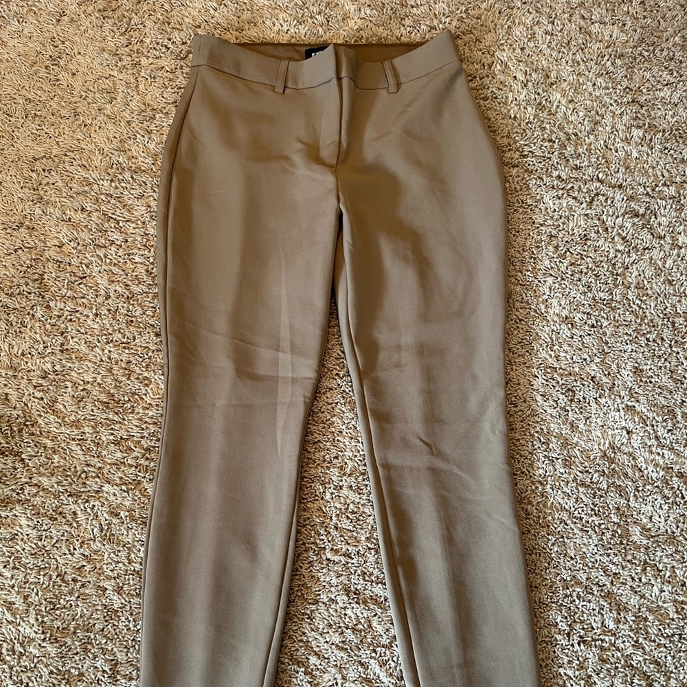 Stretchy comfy capris